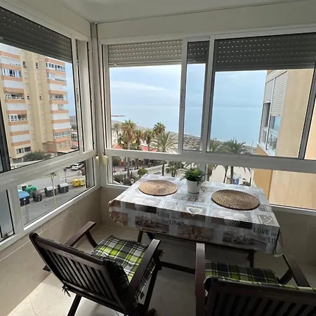 아파트 Estudio Mar En Calma, Primera Linea De Playa Con Vistas Al Mar